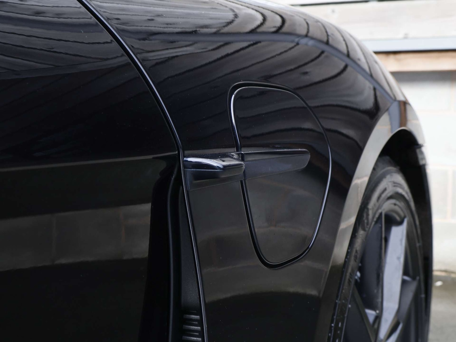 Used Porsche Taycan 2023 for sale - 77366821: Photo 15