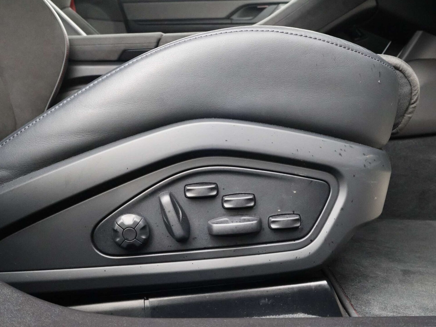 Used Porsche Taycan 2023 for sale - 77366821: Photo 23