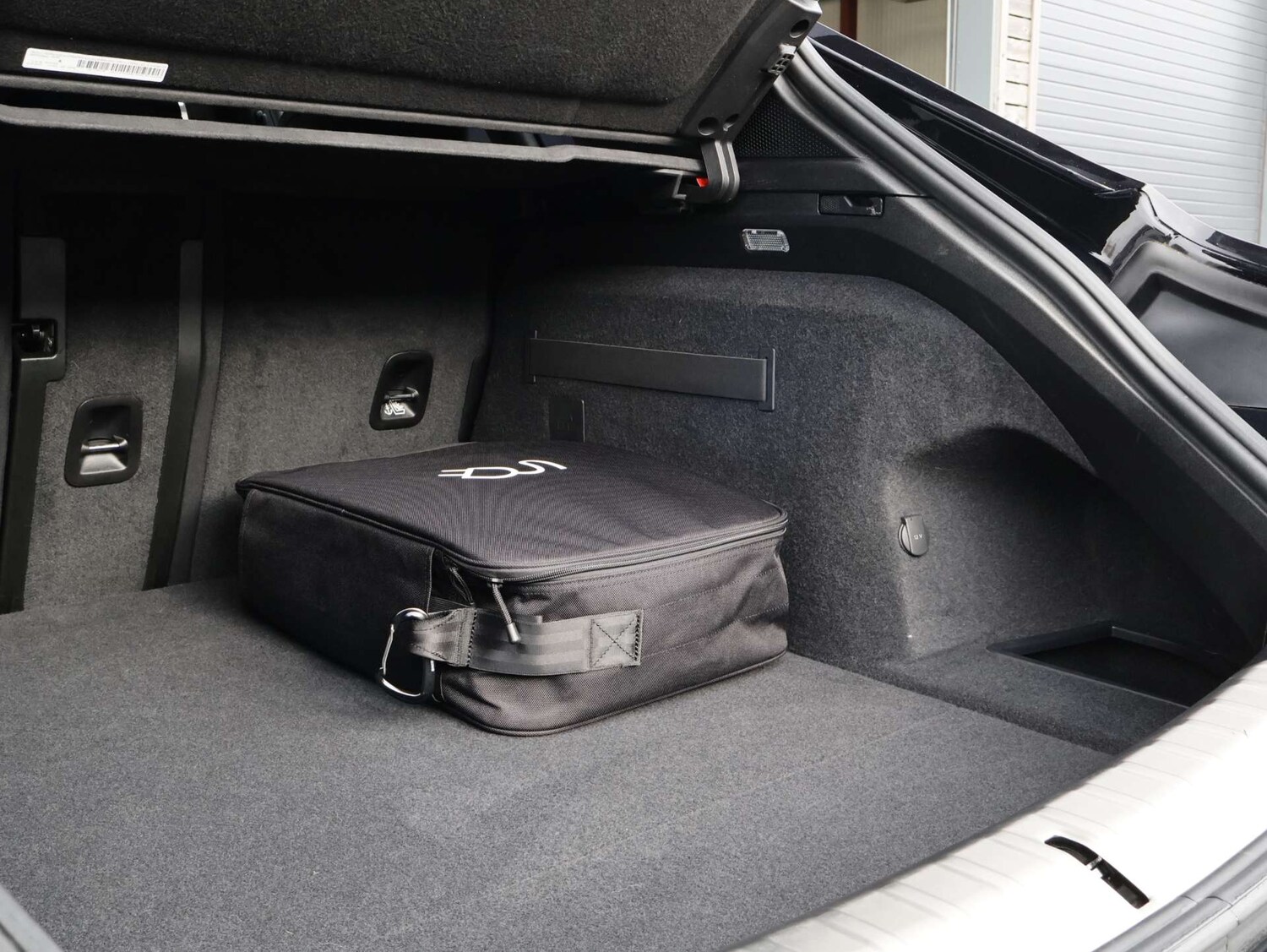 Used Porsche Taycan 2023 for sale - 77366821: Photo 45