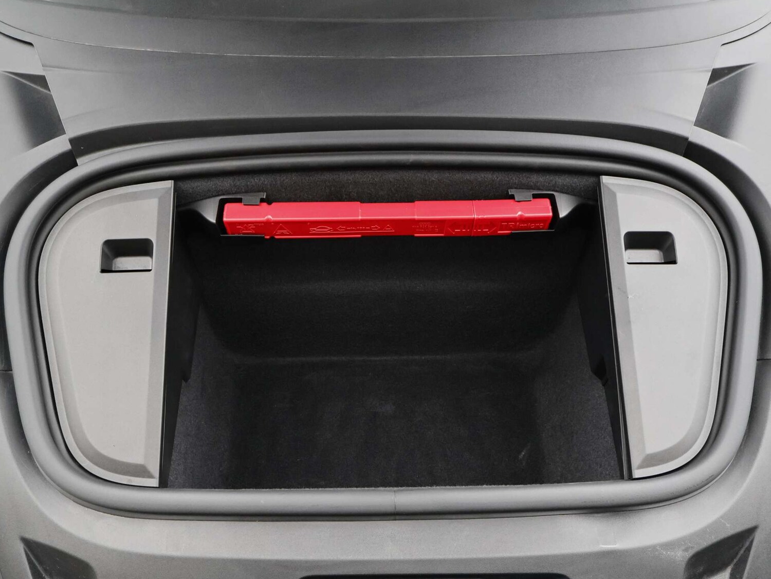 Used Porsche Taycan 2023 for sale - 77366821: Photo 46