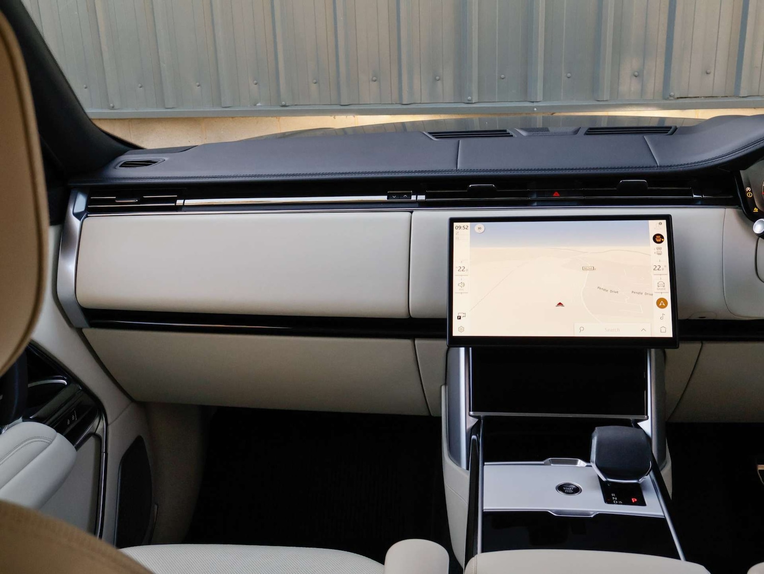 Used Land Rover Range Rover 2024 for sale - 77720469: Photo 14