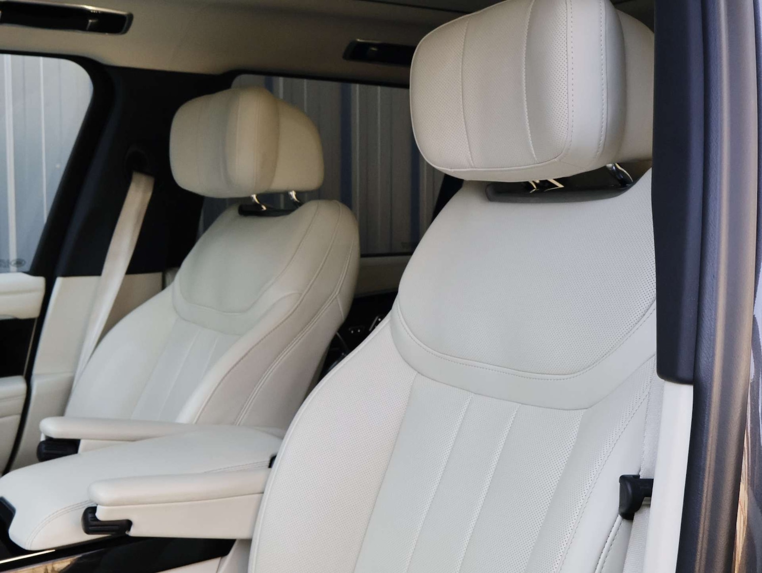 Used Land Rover Range Rover 2024 for sale - 77720469: Photo 18