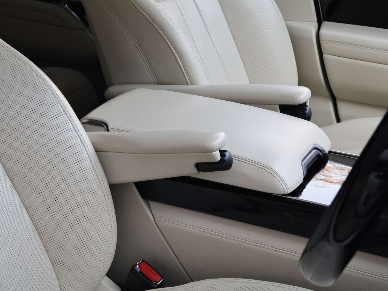 Used Land Rover Range Rover 2024 for sale - 77720469: Photo 22