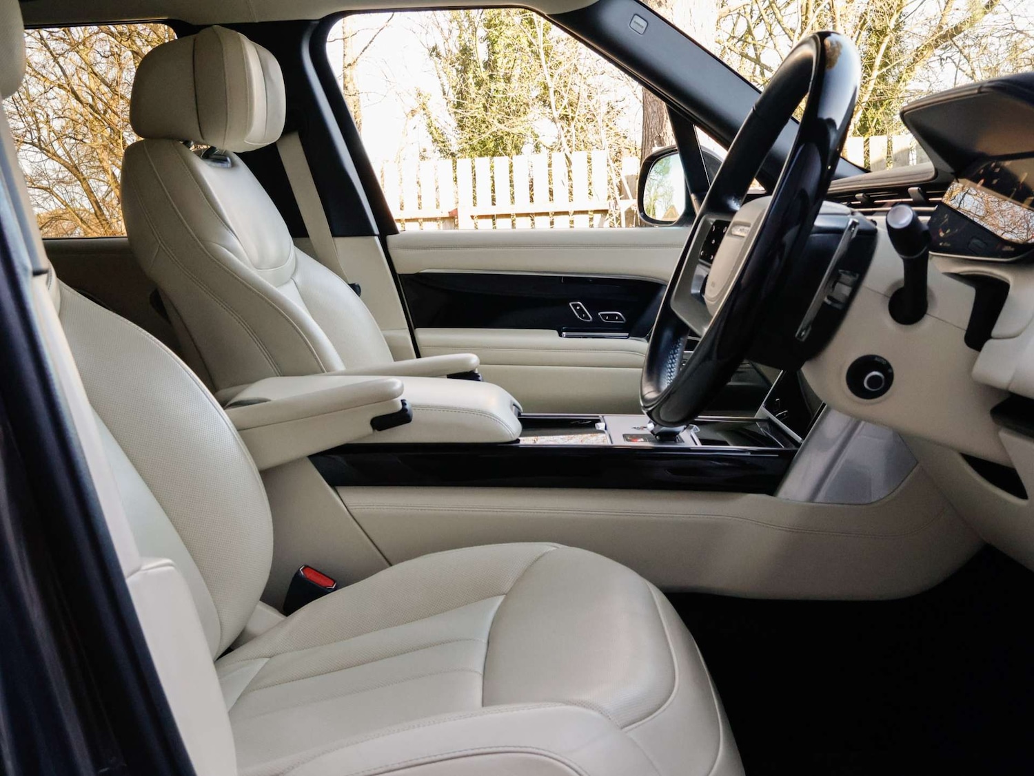 Used Land Rover Range Rover 2024 for sale - 77720469: Photo 40