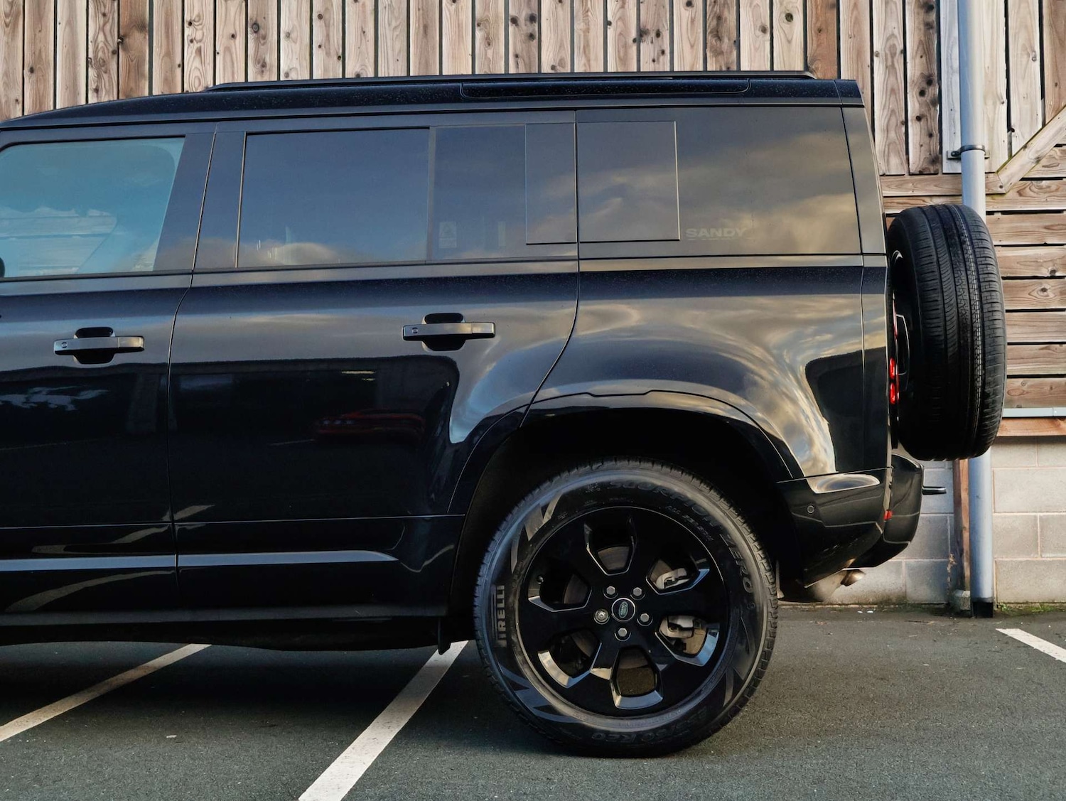 Used Land Rover Defender 2025 for sale - 77115876: Photo 10