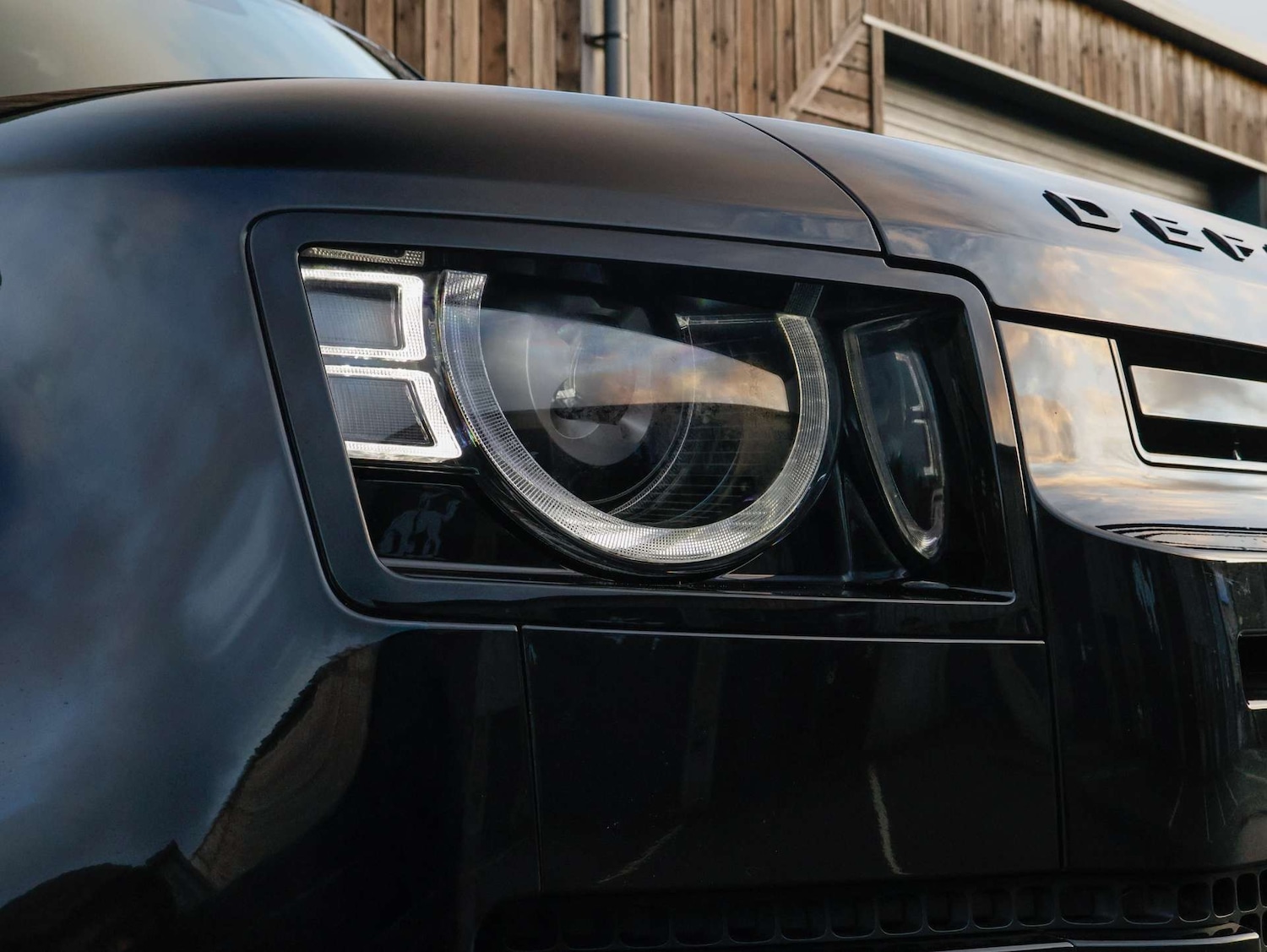 Used Land Rover Defender 2025 for sale - 77115876: Photo 14