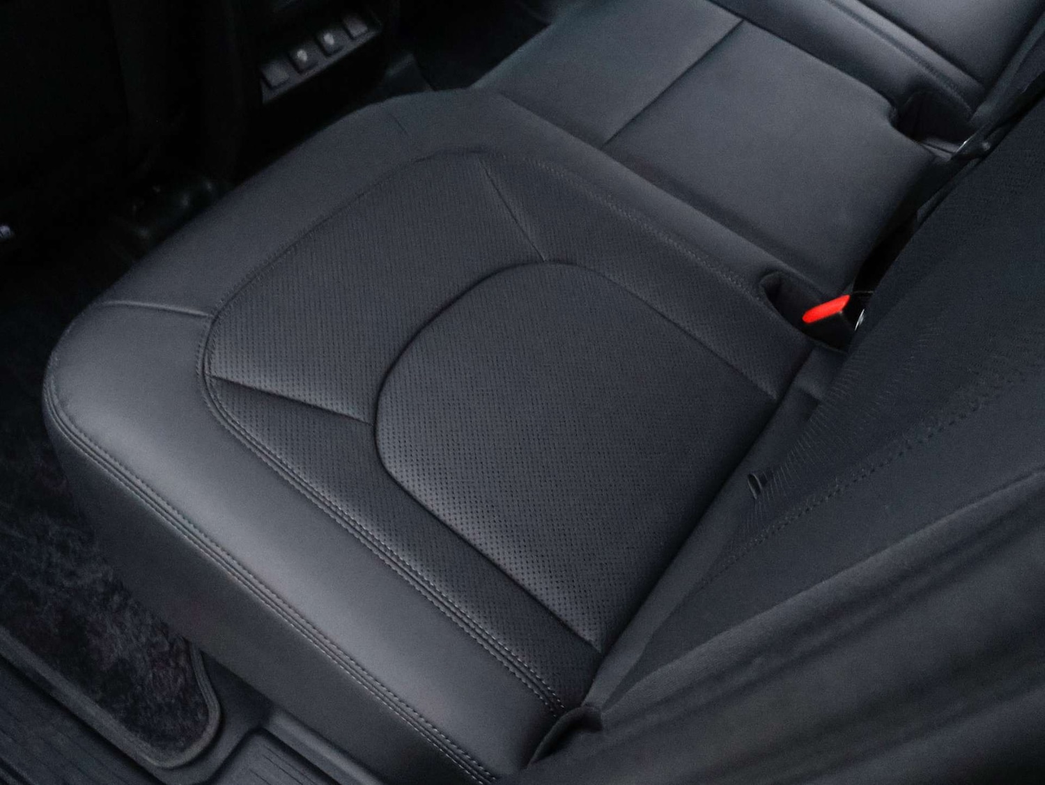 Used Land Rover Defender 2025 for sale - 77115876: Photo 30