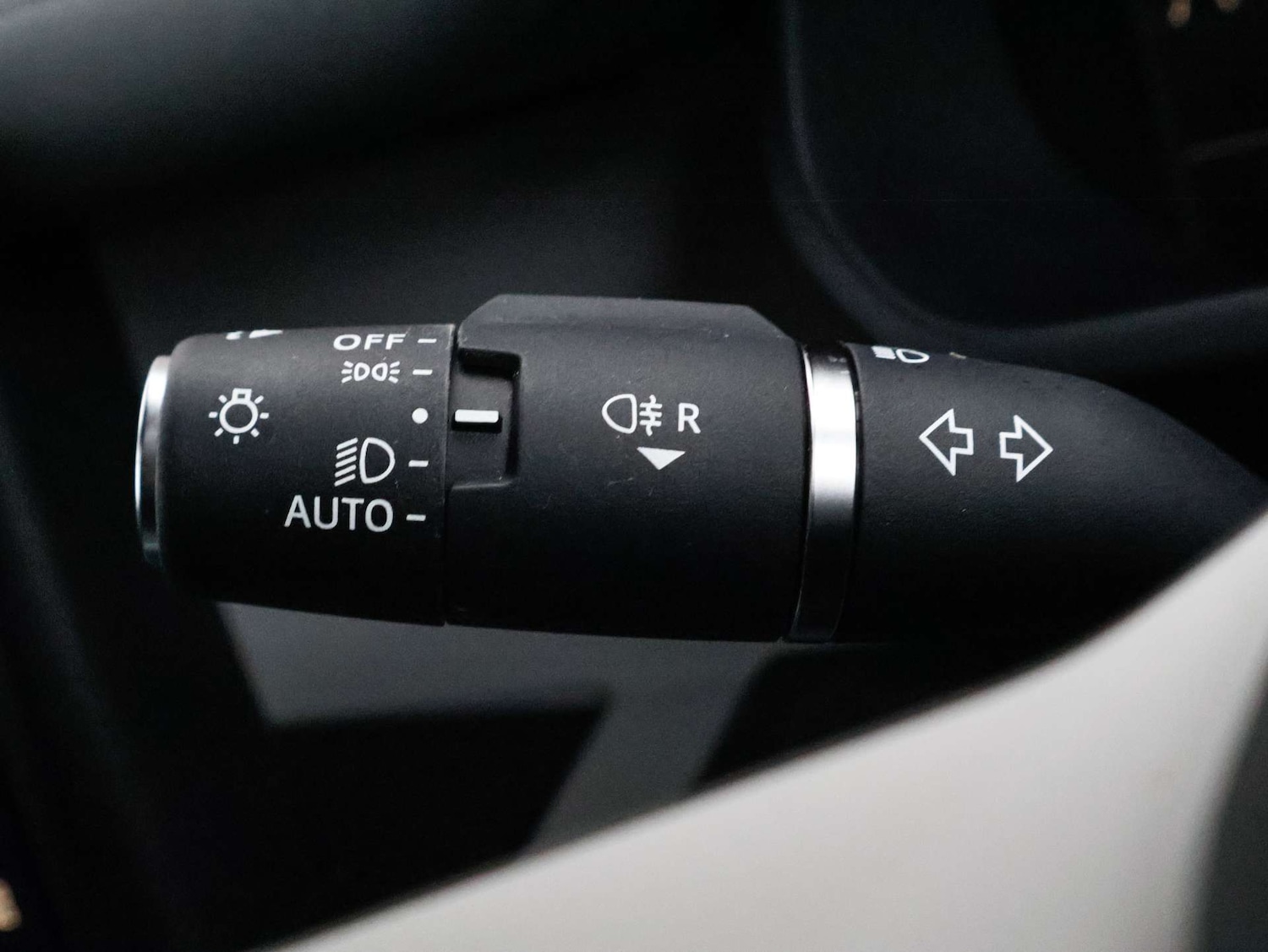 Used Land Rover Defender 2025 for sale - 77115876: Photo 35