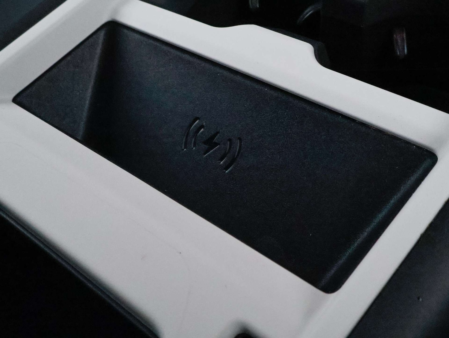 Used Land Rover Defender 2025 for sale - 77115876: Photo 41