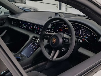 Used Porsche Taycan 2023 for sale - 78788796: Photo