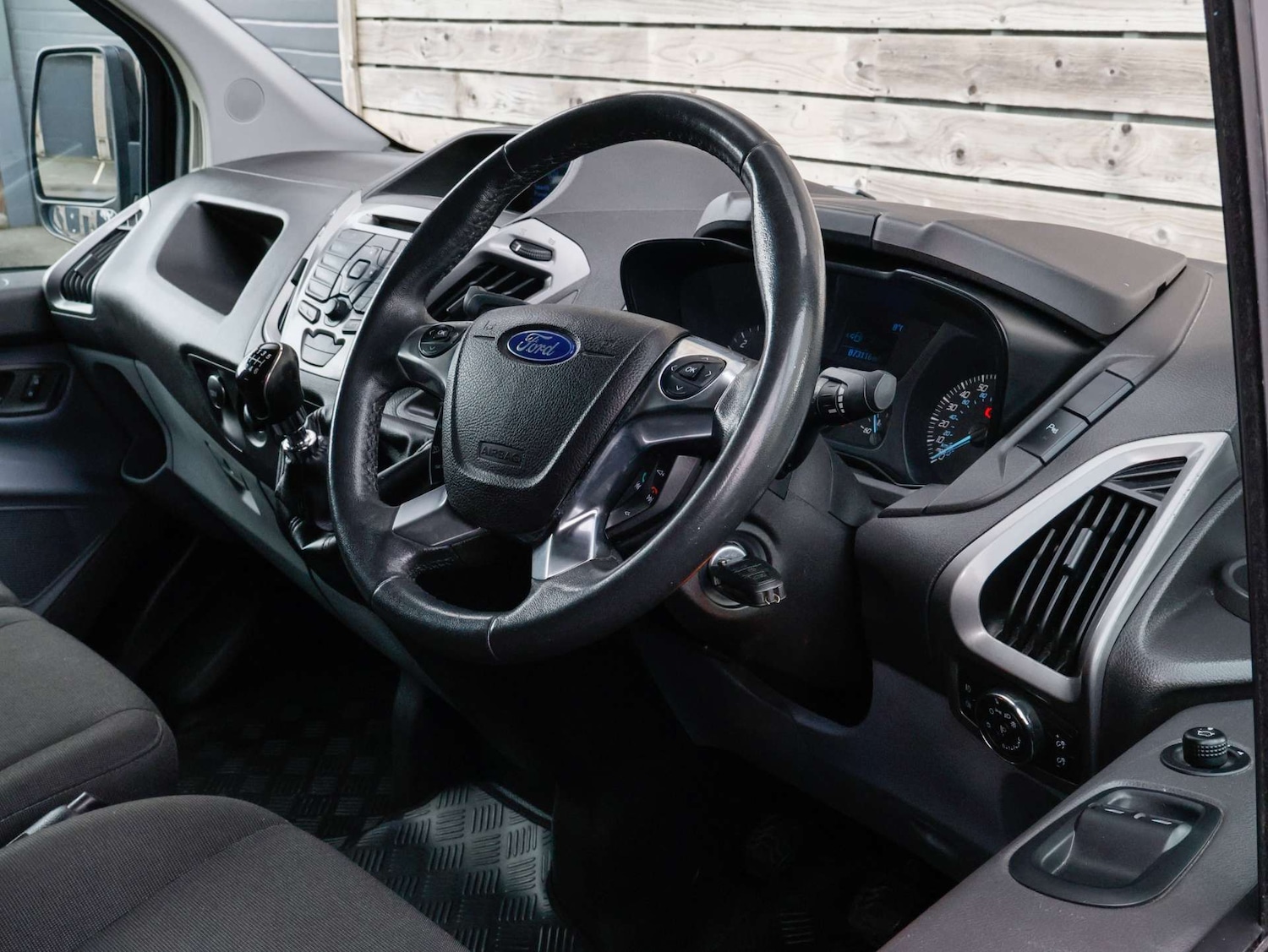 Used Ford Transit Custom 2014 for sale - 77609433: Photo 2