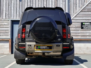 Used Land Rover Defender 110 2023 for sale - 78266699: Photo