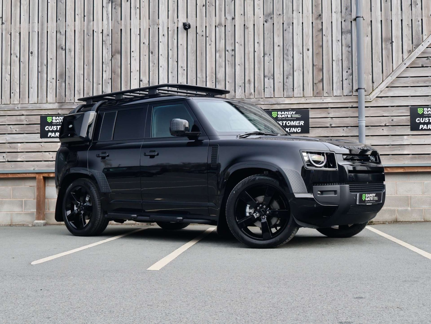 Used Land Rover Defender 110 2026 for sale - 77963171: Photo 1