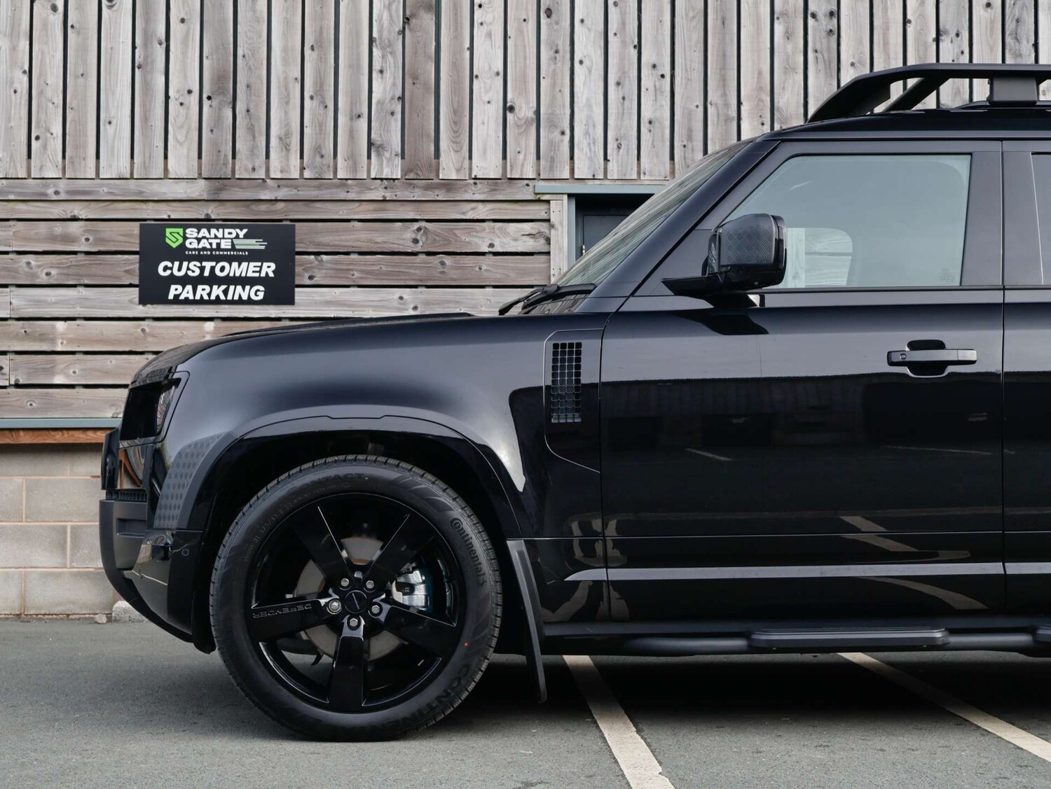 Used Land Rover Defender 110 2026 for sale - 77963171: Photo 10