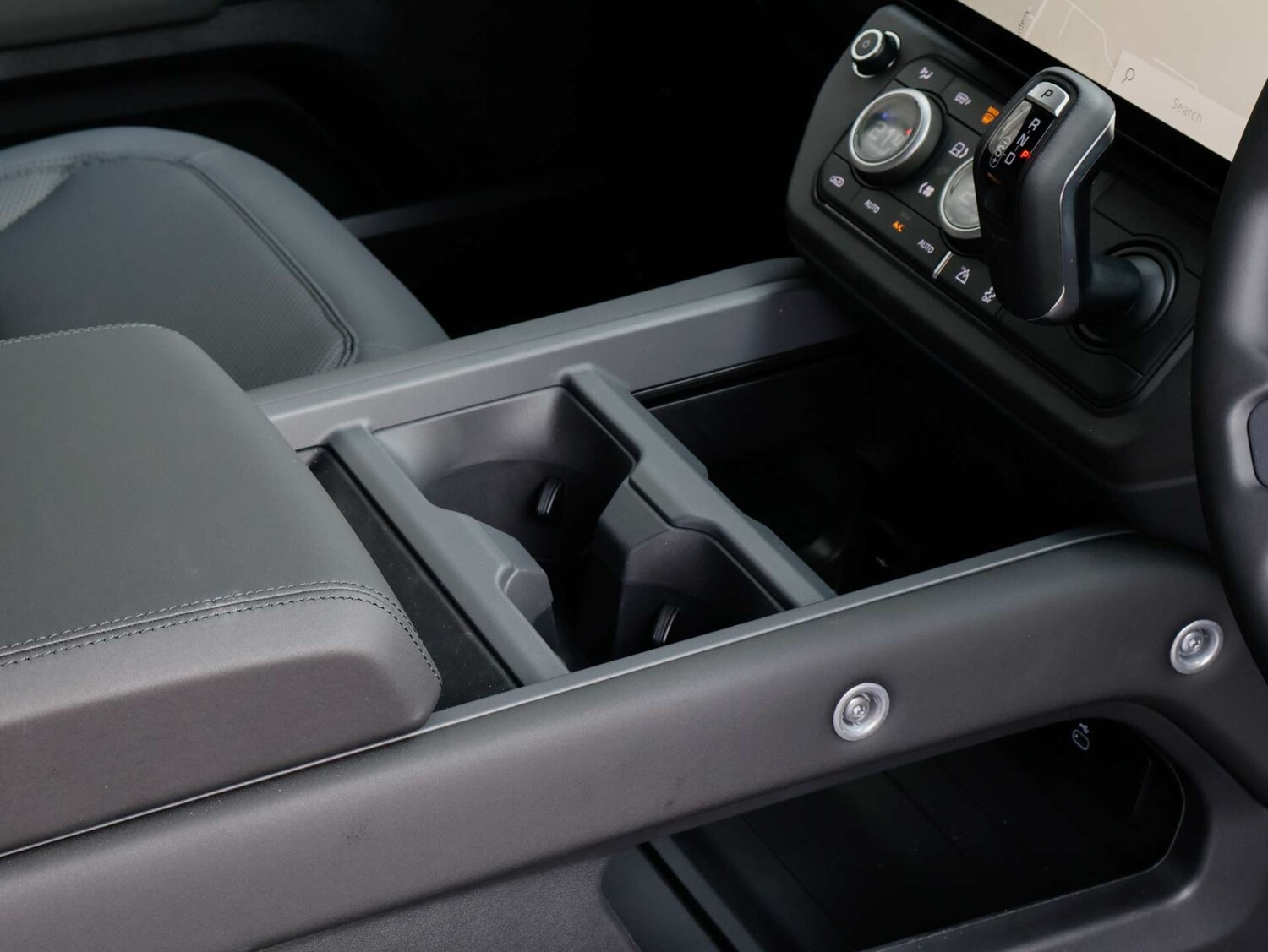 Used Land Rover Defender 110 2026 for sale - 77963171: Photo 20