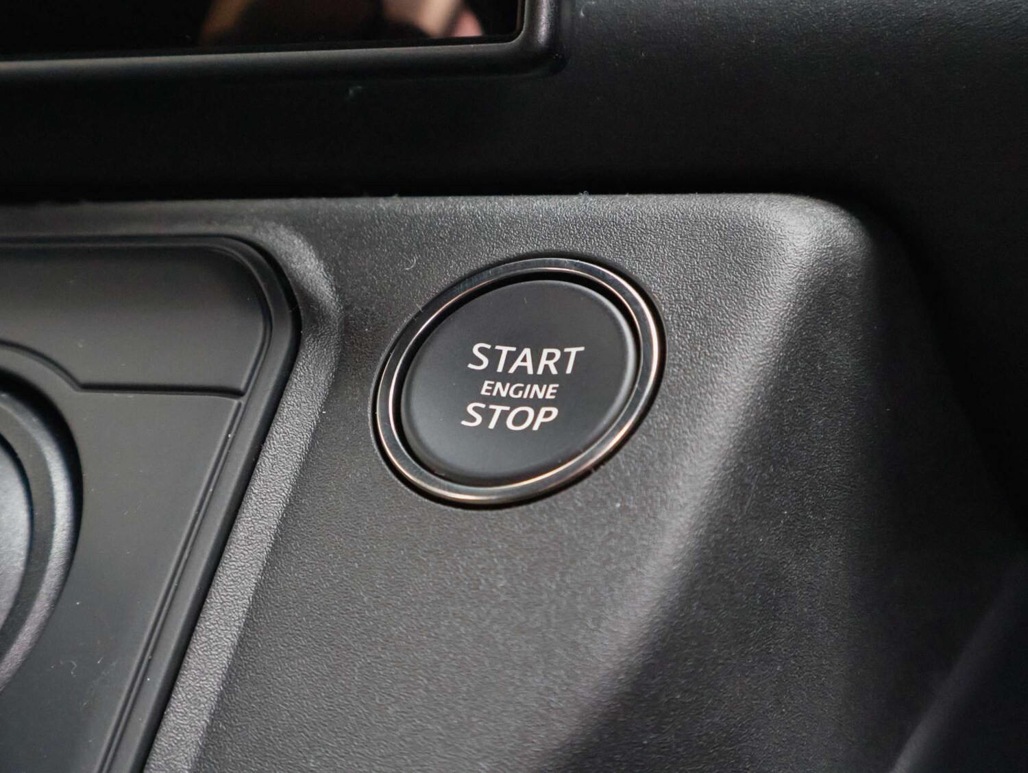 Used Land Rover Defender 110 2026 for sale - 77963171: Photo 29