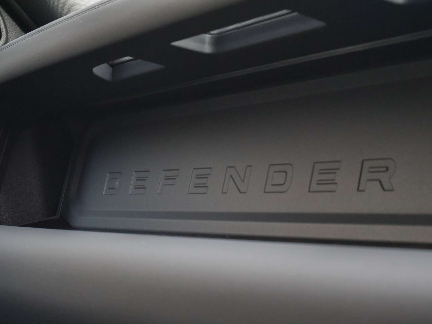 Used Land Rover Defender 110 2026 for sale - 77963171: Photo 33