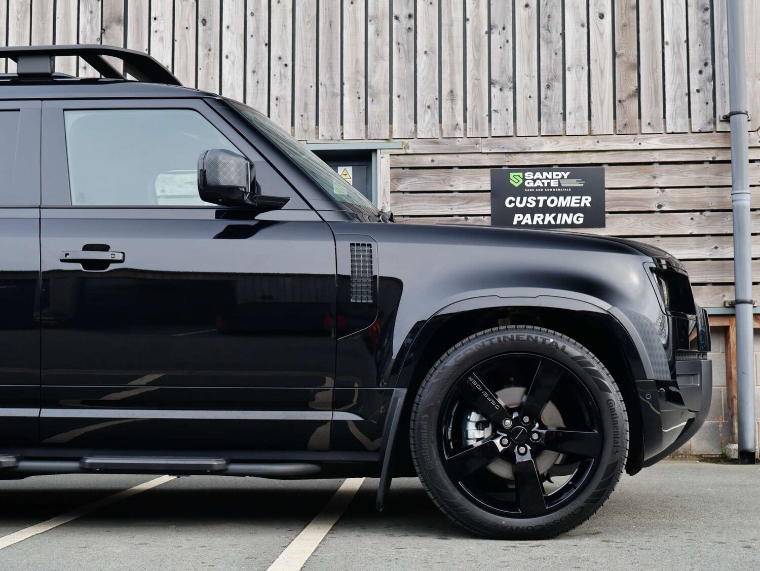 Used Land Rover Defender 110 2026 for sale - 77963171: Photo 9