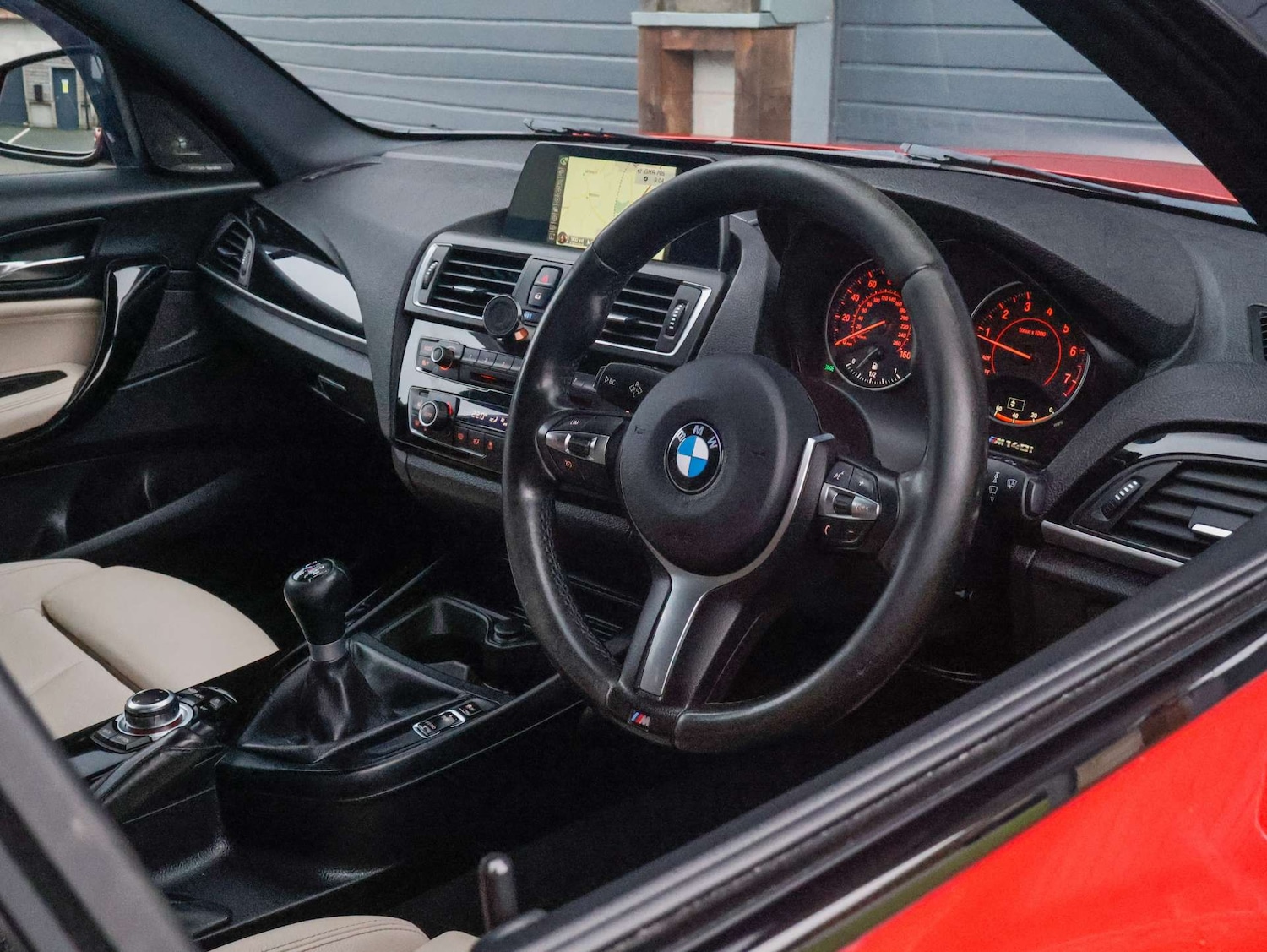 Used BMW 1 Series 2017 for sale - 76979291: Photo 2