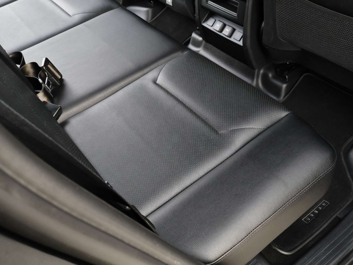 Used Land Rover Defender 2023 for sale - 77963166: Photo 26