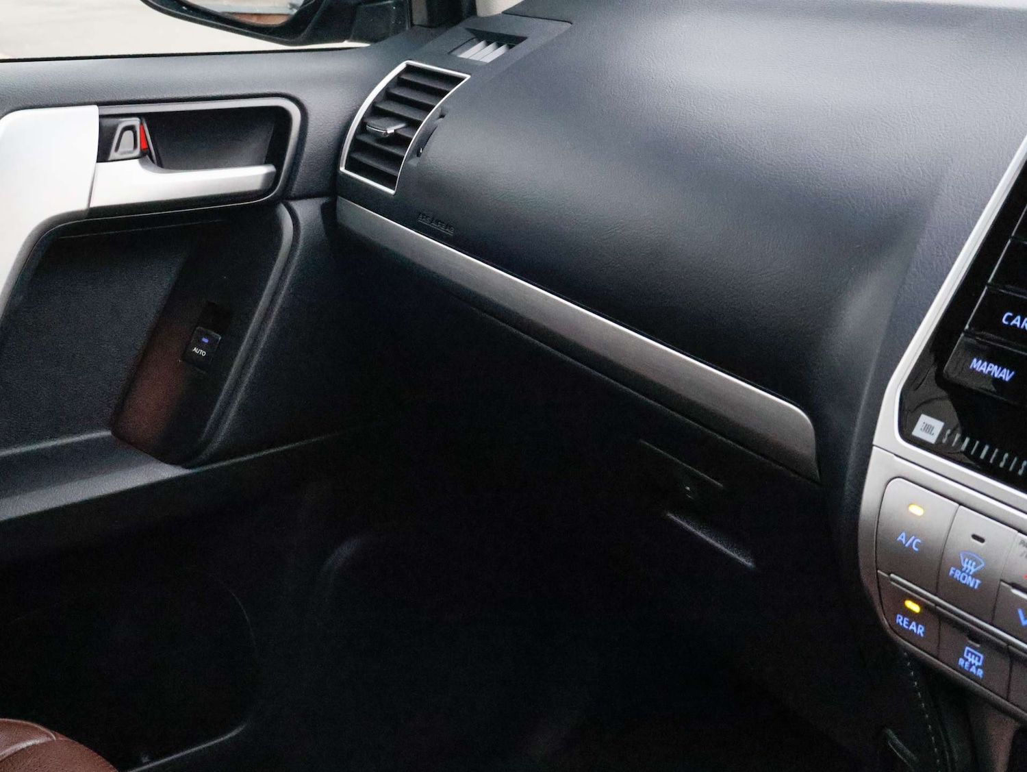 Used Toyota Land Cruiser 2019 for sale - 77038558: Photo 24