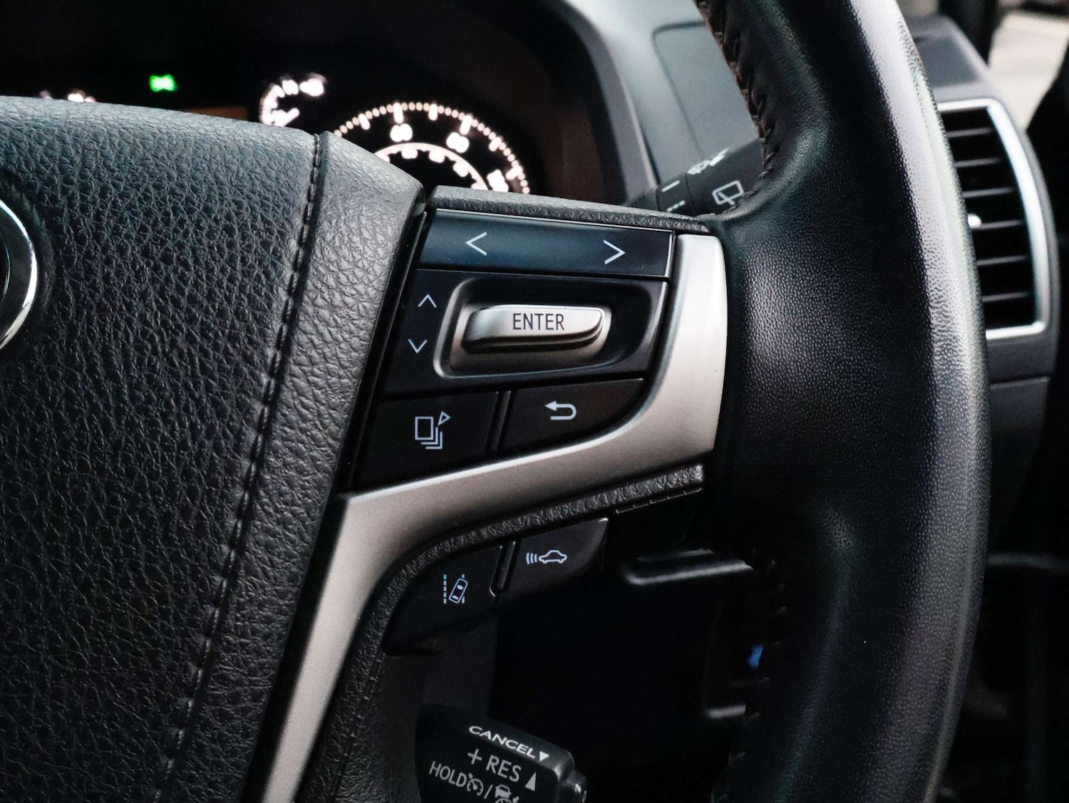 Used Toyota Land Cruiser 2019 for sale - 77038558: Photo 33