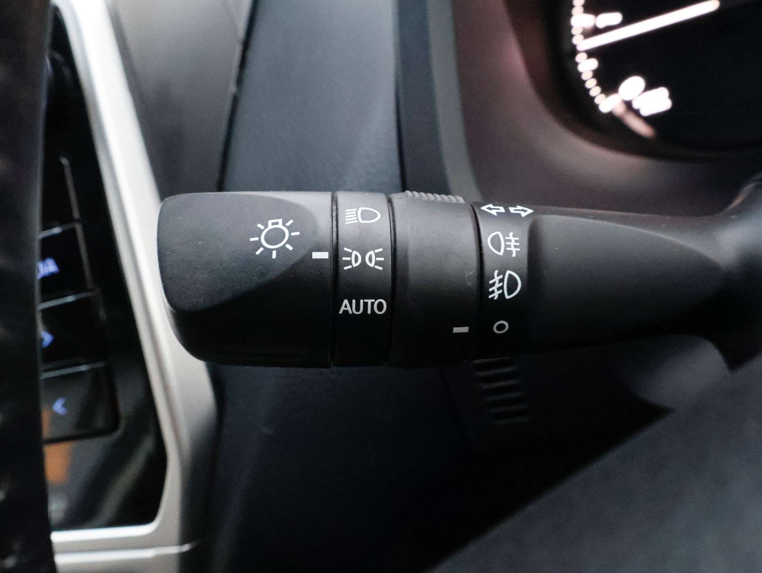 Used Toyota Land Cruiser 2019 for sale - 77038558: Photo 34