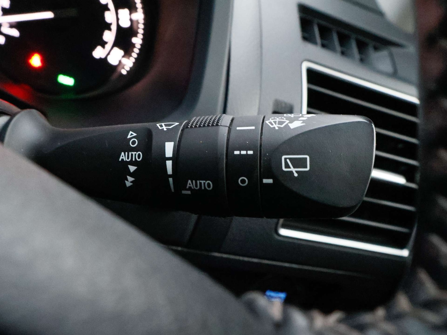 Used Toyota Land Cruiser 2019 for sale - 77038558: Photo 35