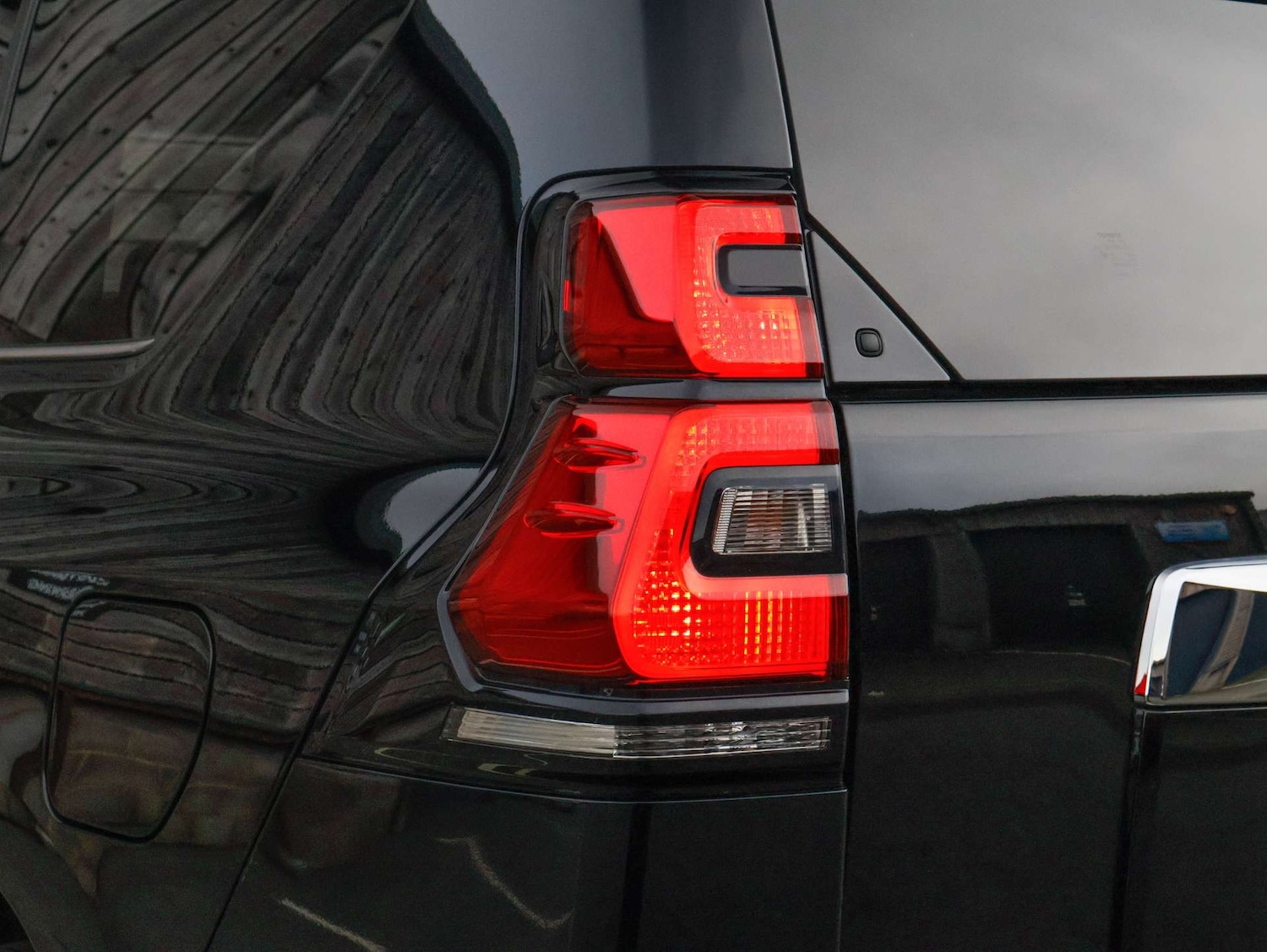 Used Toyota Land Cruiser 2019 for sale - 77038558: Photo 55