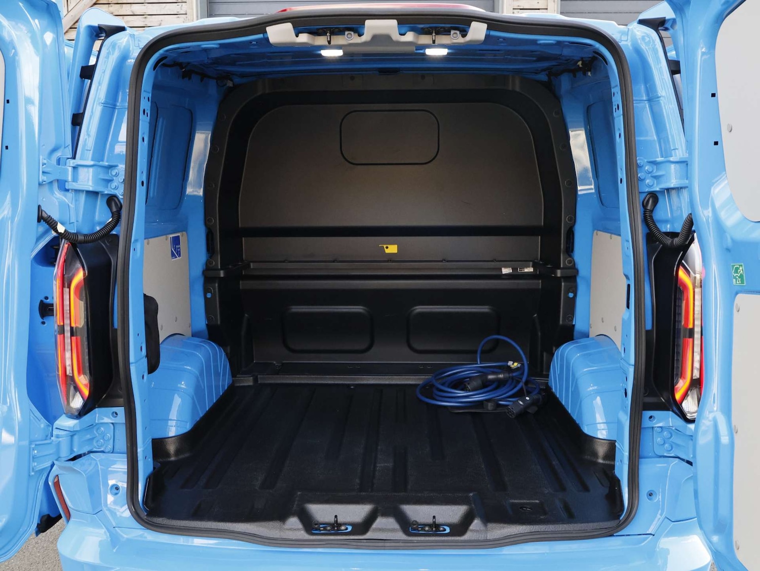 Used Ford Transit Custom 2025 for sale - 77664897: Photo 41