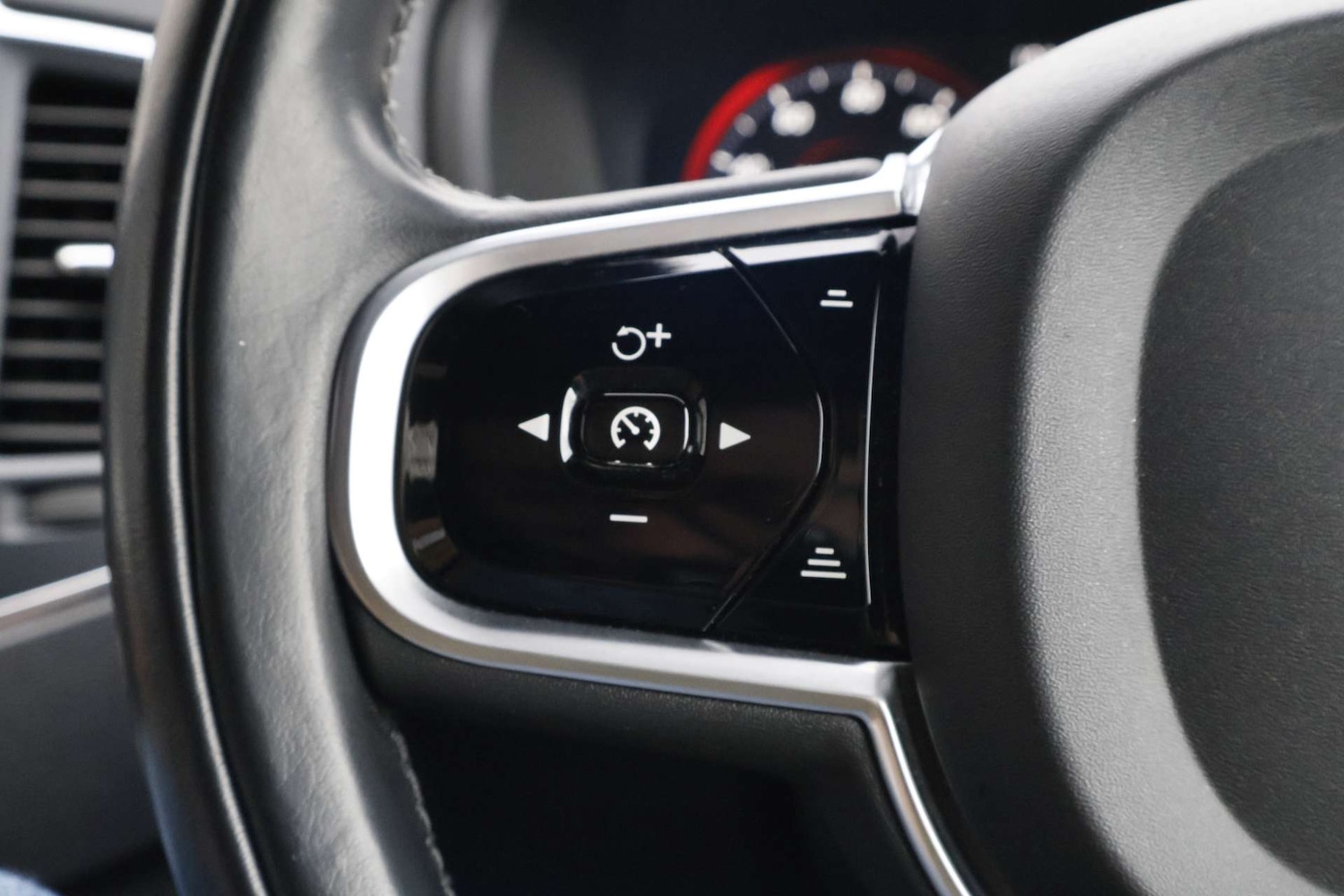 Used Volvo XC90 2018 for sale - 77946407: Photo 23