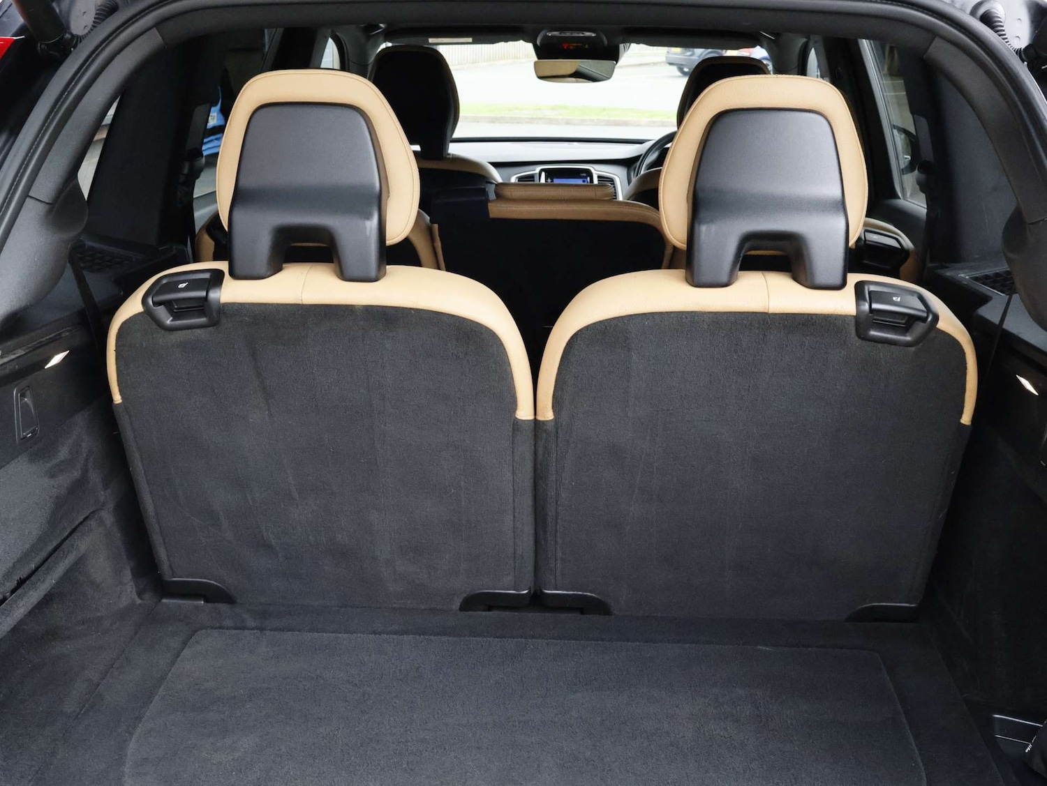 Used Volvo XC90 2018 for sale - 77946407: Photo 38