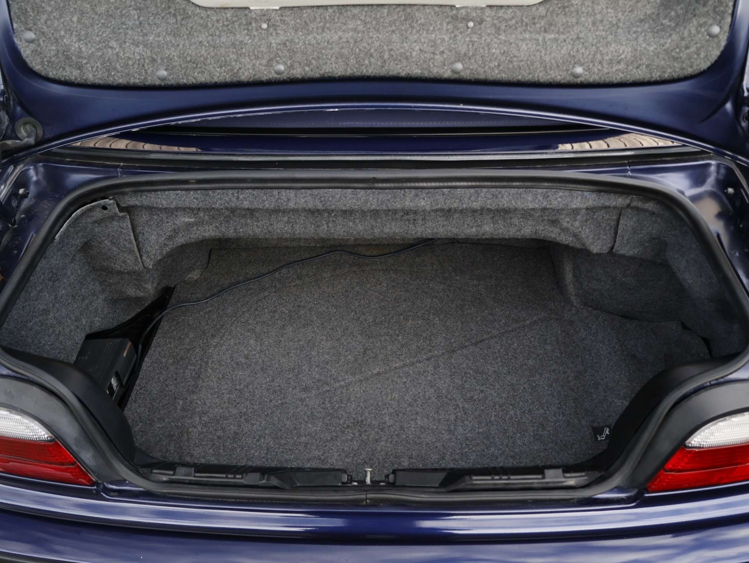 Used BMW 3 Series 1996 for sale - 77209976: Photo 39