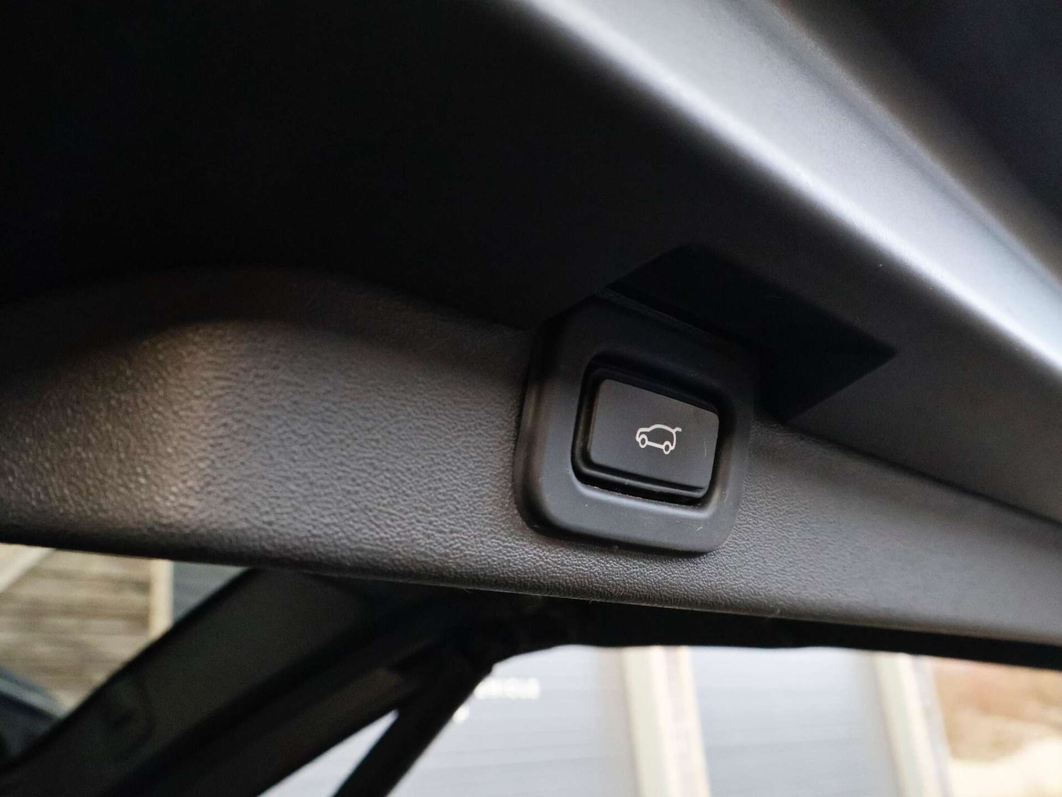 Used Land Rover Discovery 2022 for sale - 76961235: Photo 46