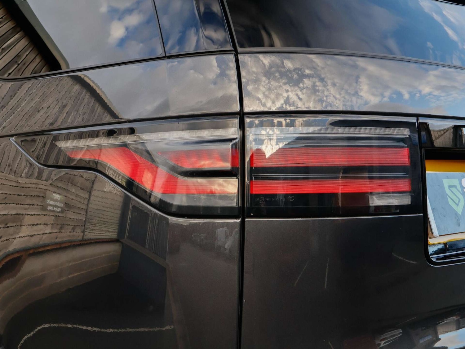 Used Land Rover Discovery 2022 for sale - 76961235: Photo 48