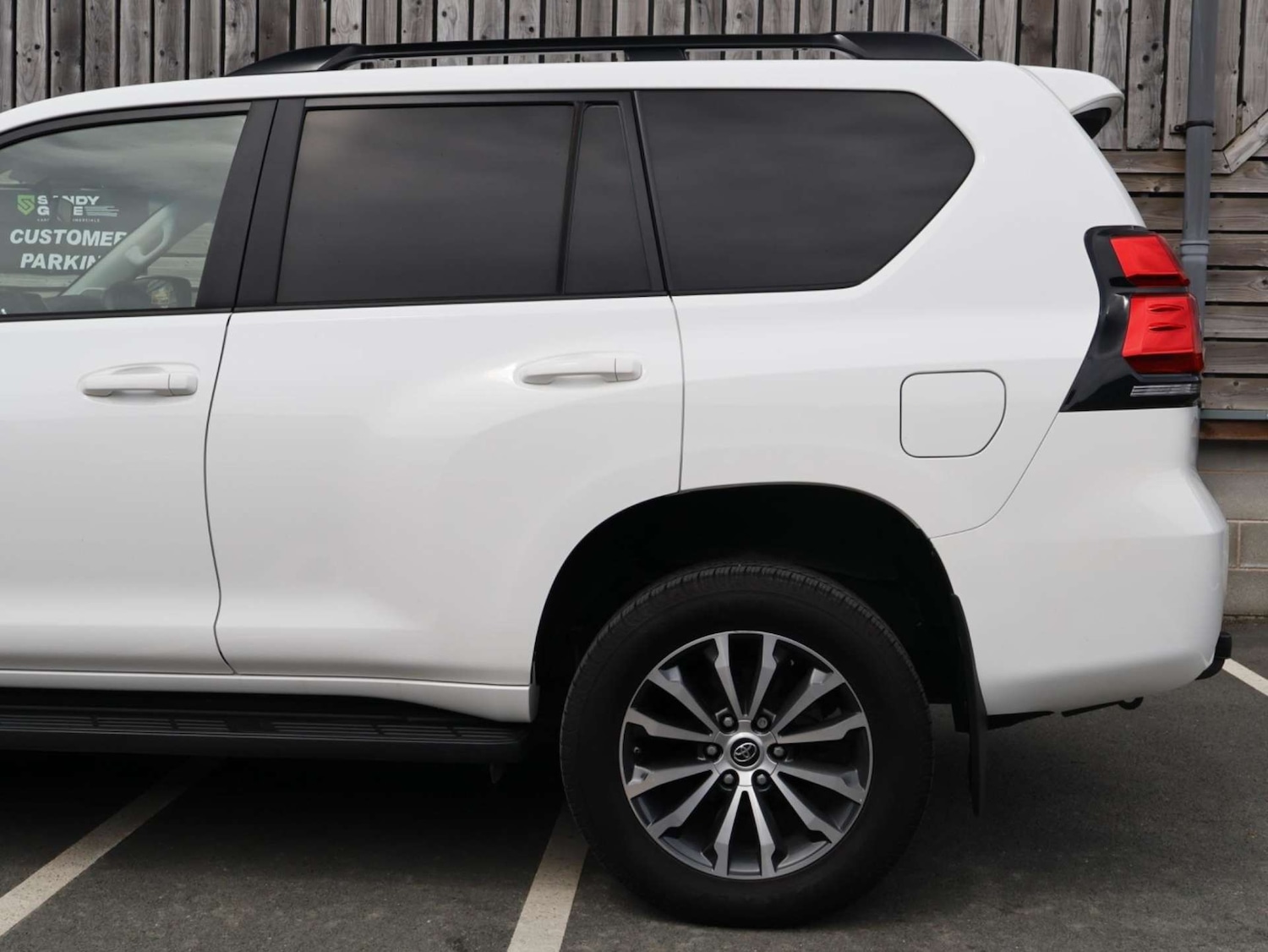 Used Toyota Land Cruiser 2021 for sale - 77198022: Photo 26