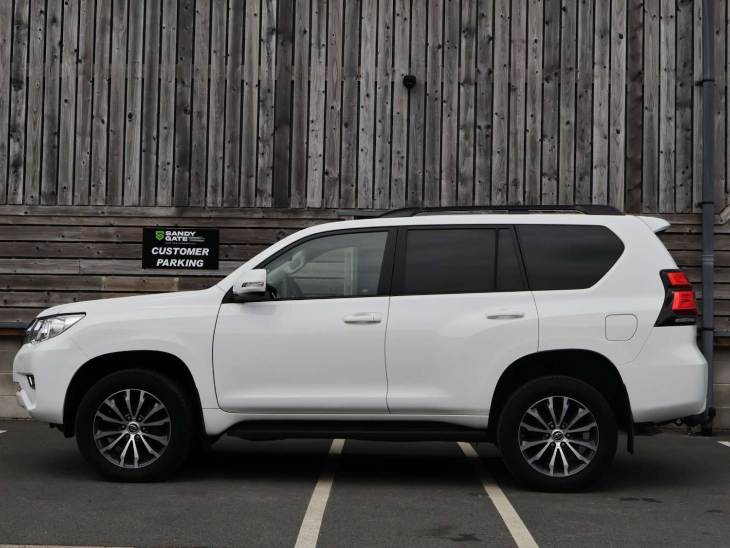 Used Toyota Land Cruiser 2021 for sale - 77198022: Photo 6