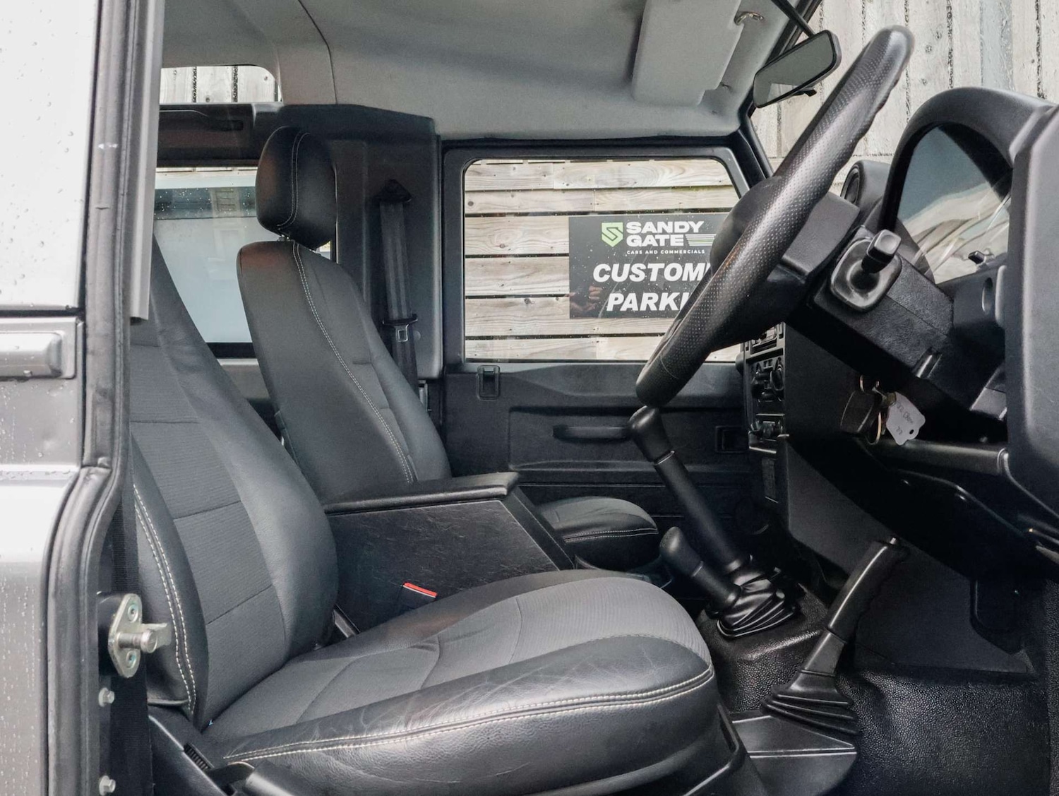 Used Land Rover Defender 90 2013 for sale - 77200713: Photo 21