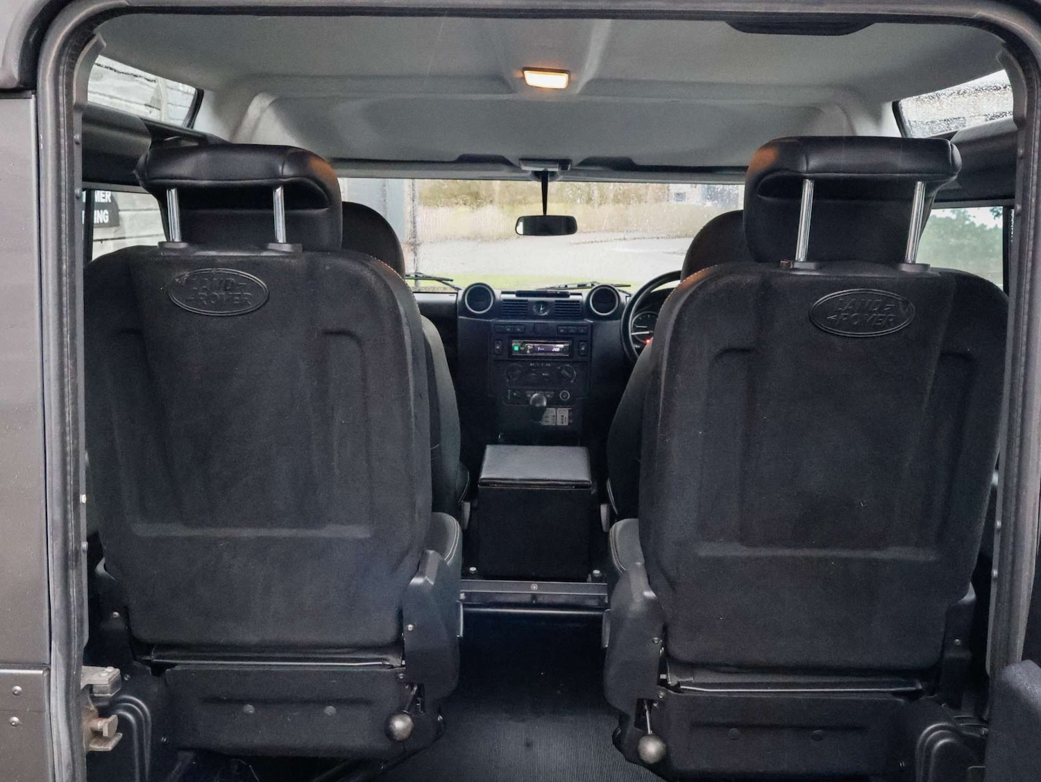 Used Land Rover Defender 90 2013 for sale - 77200713: Photo 24