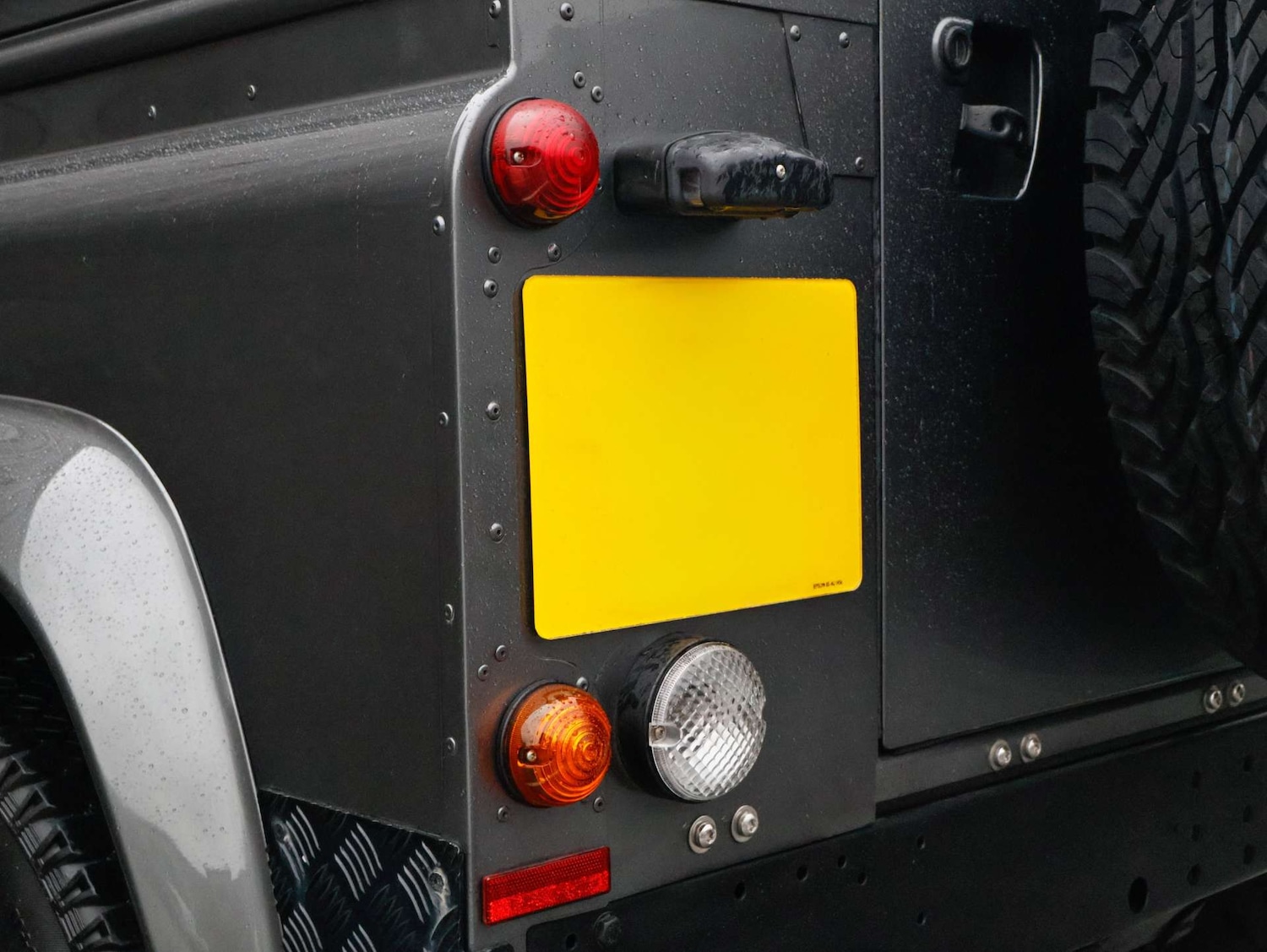 Used Land Rover Defender 90 2013 for sale - 77200713: Photo 46