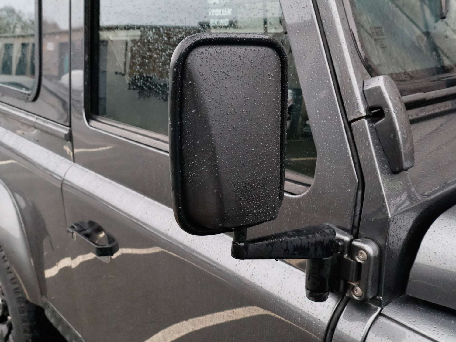 Used Land Rover Defender 90 2013 for sale - 77200713: Photo 51