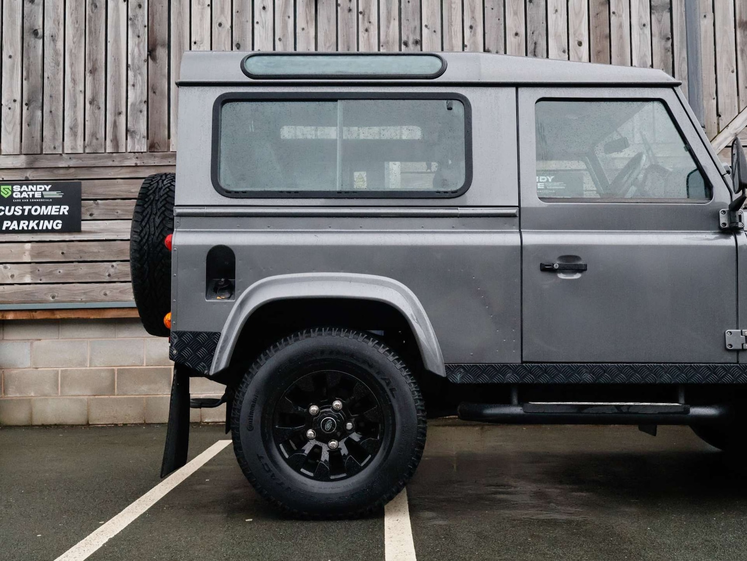 Used Land Rover Defender 90 2013 for sale - 77200713: Photo 9