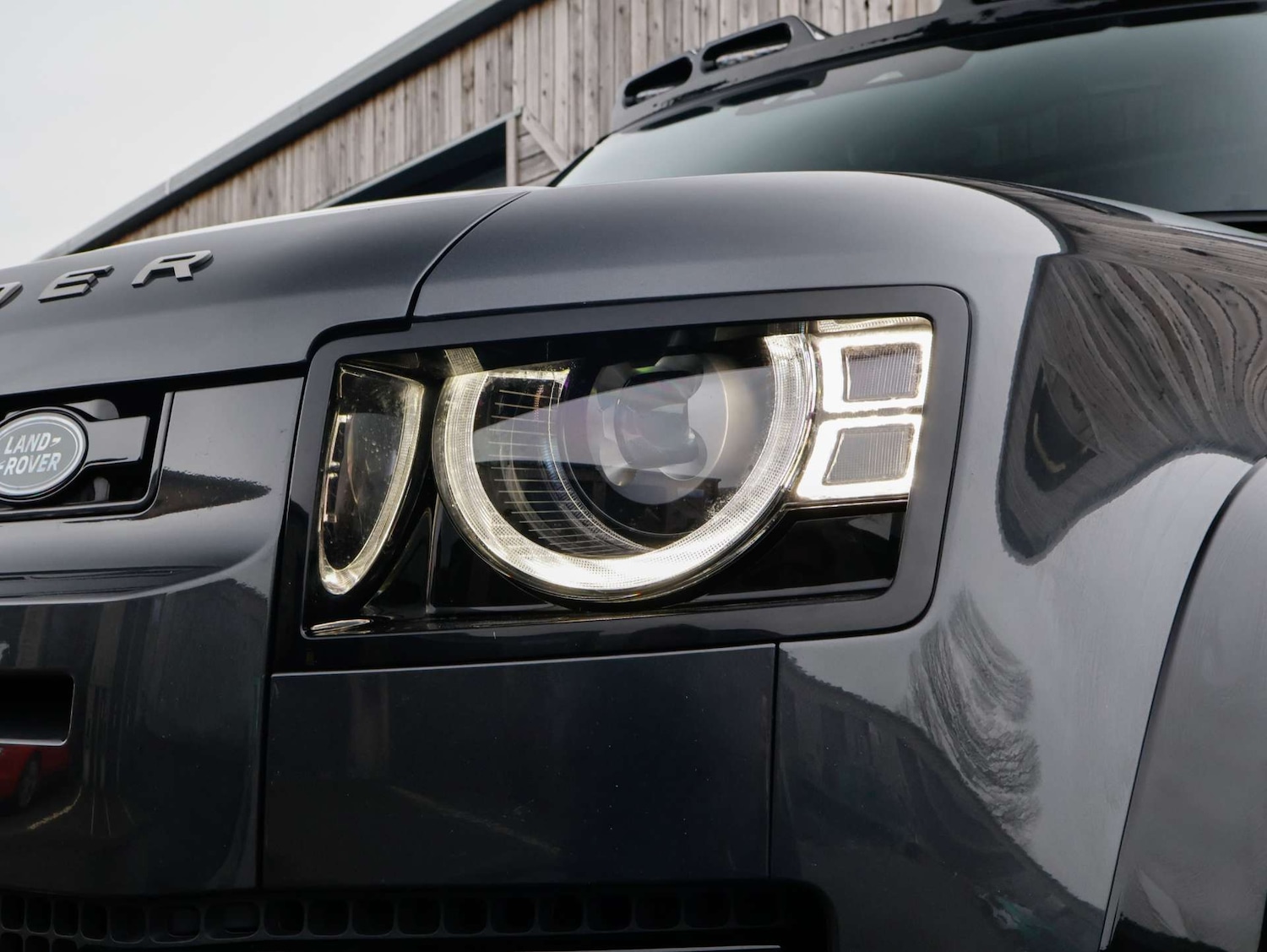 Used Land Rover Defender 2024 for sale - 77137455: Photo 17