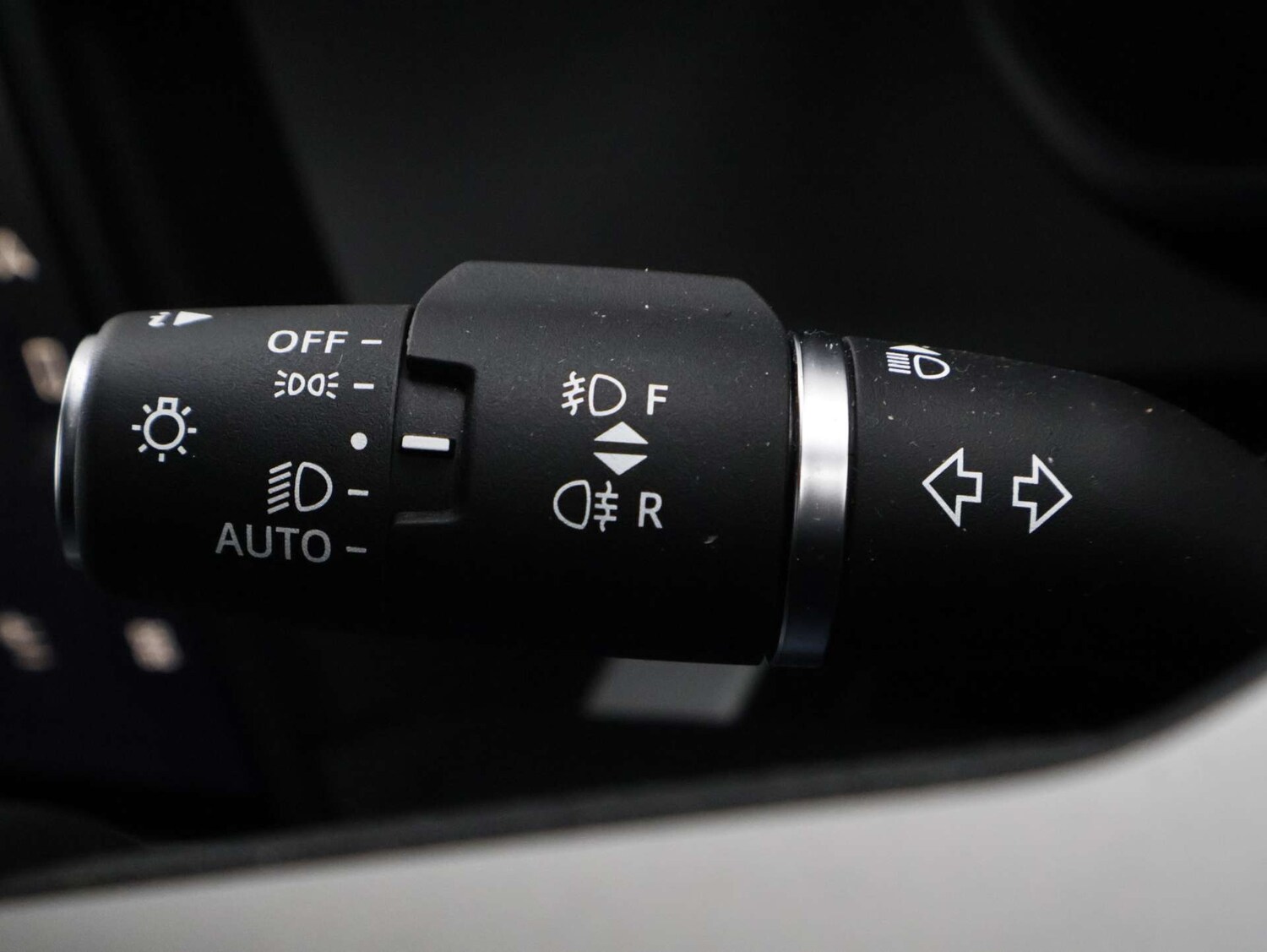 Used Land Rover Defender 2024 for sale - 77137455: Photo 34