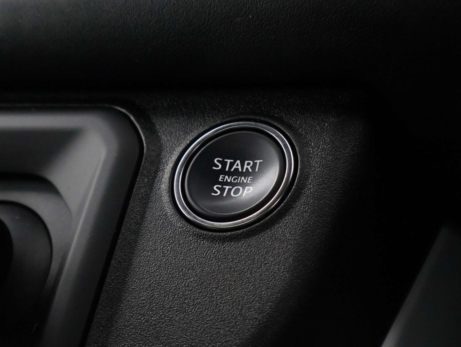 Used Land Rover Defender 2024 for sale - 77137455: Photo 39