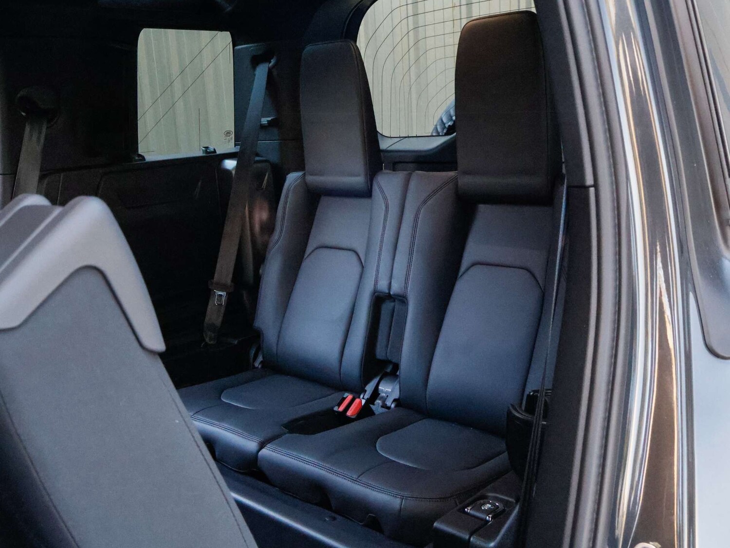 Used Land Rover Defender 2024 for sale - 77137455: Photo 44