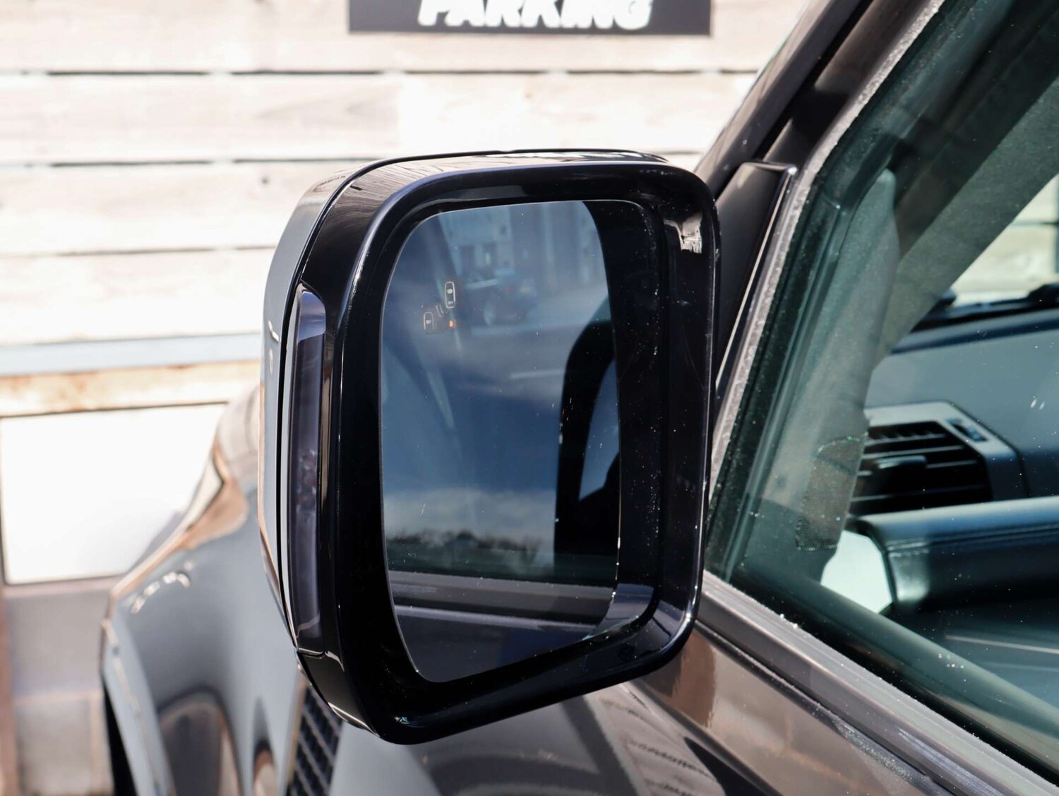 Used Land Rover Defender 2024 for sale - 77137455: Photo 51