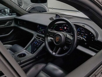 Used Porsche Taycan 2023 for sale - 78236836: Photo