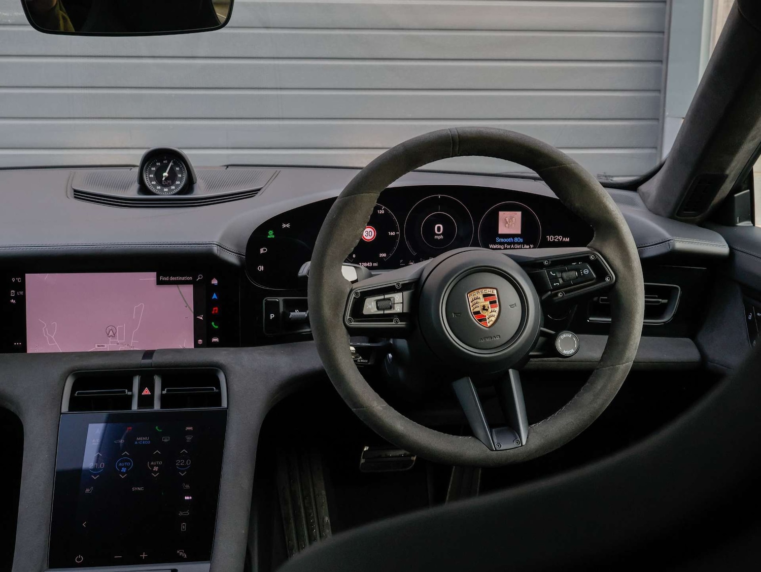 Used Porsche Taycan 2023 for sale - 77023569: Photo 21