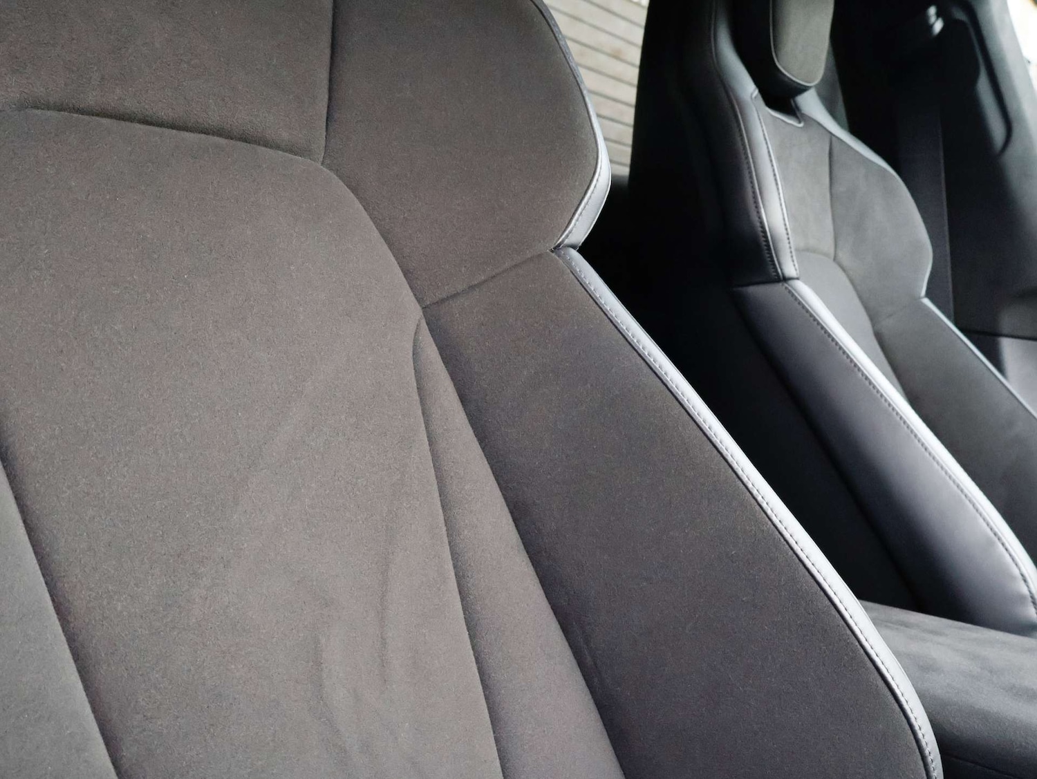 Used Porsche Taycan 2023 for sale - 77023569: Photo 25